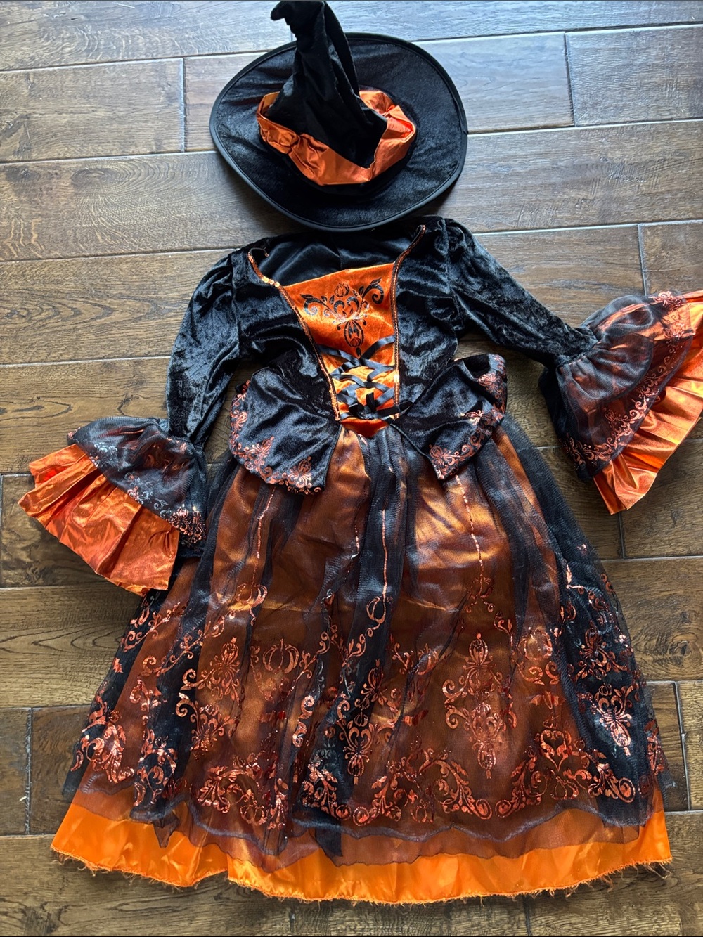Witch Costume with Hat
